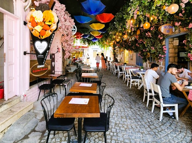 kemeralti bazaar ( Izmir)
