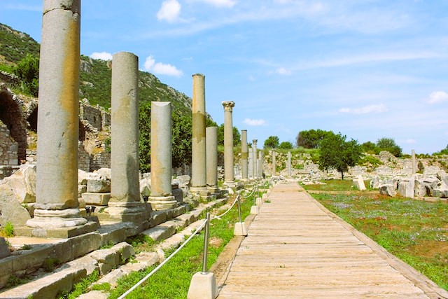 the agora of smyrna ( Izmir)